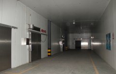 600平米低溫冷凍庫(kù)庫(kù)板價(jià)格，冷凍庫(kù)造價(jià)是多少